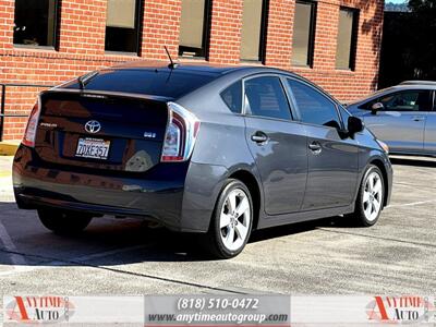 2014 Toyota Prius Five   - Photo 8 - Sherman Oaks, CA 91403-1701