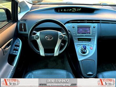 2014 Toyota Prius Five   - Photo 12 - Sherman Oaks, CA 91403-1701