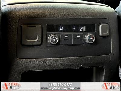 2018 GMC Yukon SLE   - Photo 22 - Sherman Oaks, CA 91403-1701