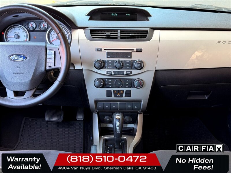 2009 Ford Focus SES   - Photo 12 - Sherman Oaks, CA 91403-1701