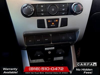 2009 Ford Focus SES   - Photo 17 - Sherman Oaks, CA 91403-1701
