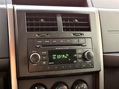 2012 Jeep Liberty Sport - Photo 16 - Sherman Oaks, CA 91403-1701