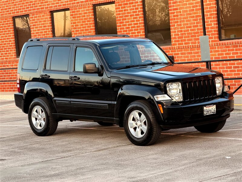 2012 Jeep Liberty Sport - Photo 9 - Sherman Oaks, CA 91403-1701