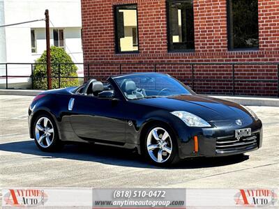 2006 Nissan 350Z Touring   - Photo 11 - Sherman Oaks, CA 91403-1701