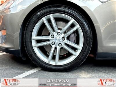 2015 Tesla Model S 70D   - Photo 29 - Sherman Oaks, CA 91403-1701