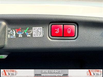 2024 Mercedes-Benz C 300   - Photo 22 - Sherman Oaks, CA 91403-1701