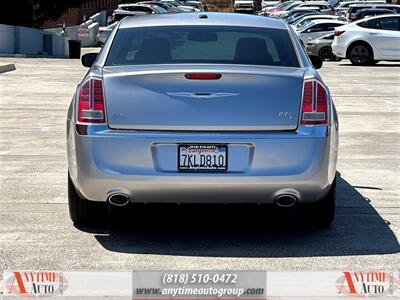 2014 Chrysler 300C   - Photo 6 - Sherman Oaks, CA 91403-1701