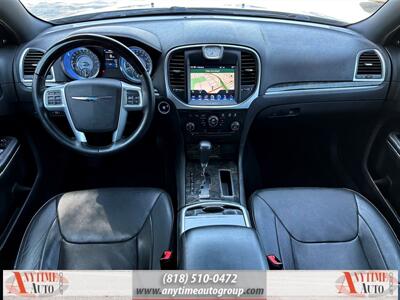 2014 Chrysler 300C   - Photo 10 - Sherman Oaks, CA 91403-1701