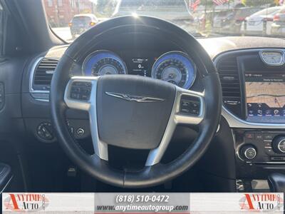 2014 Chrysler 300C   - Photo 6 - Sherman Oaks, CA 91403-1701