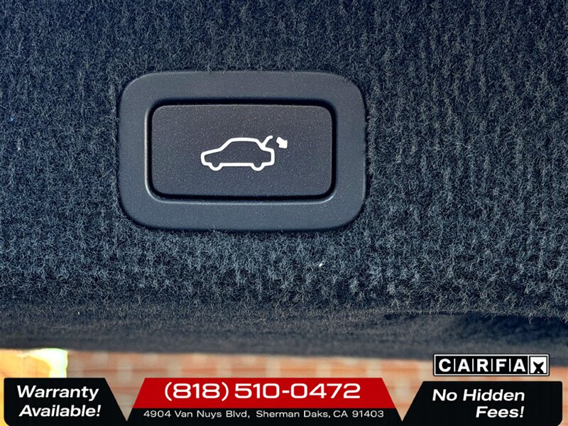 2012 Volvo XC70 T6   - Photo 24 - Sherman Oaks, CA 91403-1701
