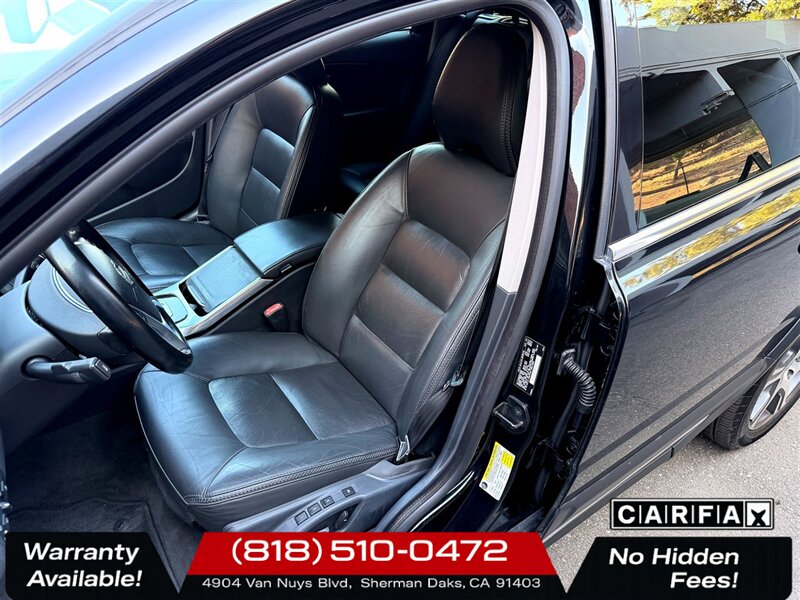 2012 Volvo XC70 T6   - Photo 13 - Sherman Oaks, CA 91403-1701