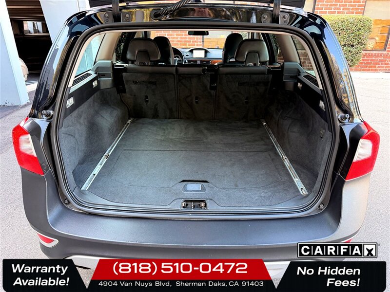 2012 Volvo XC70 T6   - Photo 22 - Sherman Oaks, CA 91403-1701