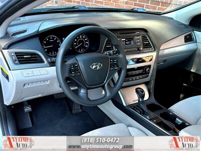 2017 Hyundai SONATA   - Photo 13 - Sherman Oaks, CA 91403-1701