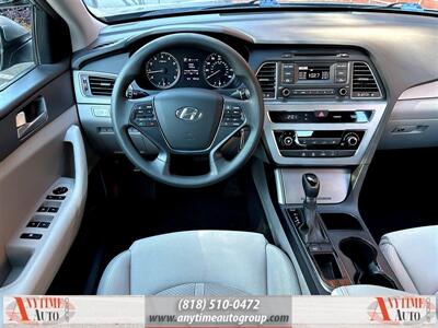 2017 Hyundai SONATA   - Photo 11 - Sherman Oaks, CA 91403-1701