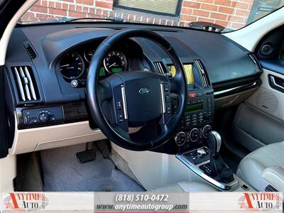 2012 Land Rover LR2   - Photo 13 - Sherman Oaks, CA 91403-1701