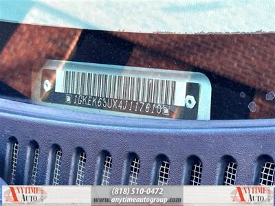2004 GMC Yukon Denali   - Photo 31 - Sherman Oaks, CA 91403-1701