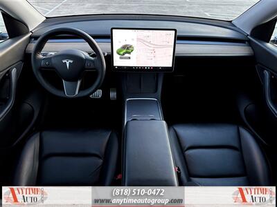 2022 Tesla Model Y Performance   - Photo 10 - Sherman Oaks, CA 91403-1701