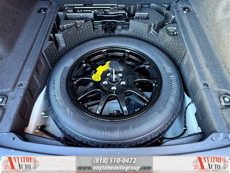 2021 Land Rover Range Rover Velar P250 S - Photo 25 - Sherman Oaks, CA 91403-1701