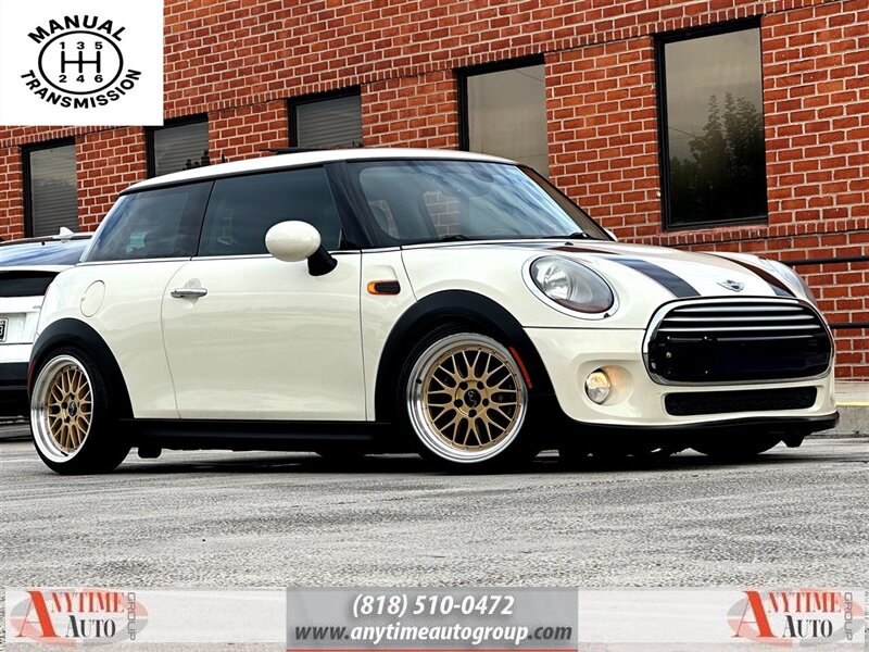 2015 MINI Hardtop 2 Door Cooper - Photo 1 - Sherman Oaks, CA 91403-1701