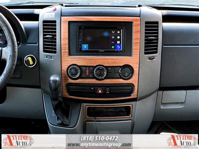 2008 Freightliner Sprinter 2500  Motorhome - Photo 12 - Sherman Oaks, CA 91403-1701