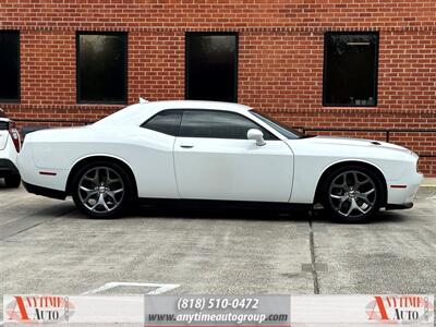 2015 Dodge Challenger SXT Plus   - Photo 8 - Sherman Oaks, CA 91403-1701