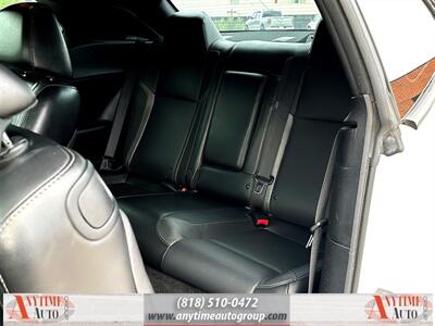 2015 Dodge Challenger SXT Plus   - Photo 20 - Sherman Oaks, CA 91403-1701