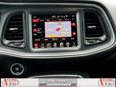 2015 Dodge Challenger SXT Plus   - Photo 13 - Sherman Oaks, CA 91403-1701