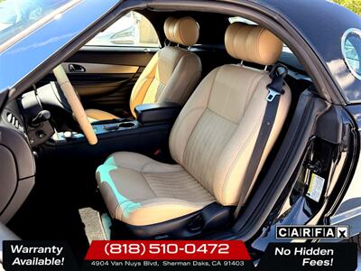 2005 Ford Thunderbird Deluxe   - Photo 4 - Sherman Oaks, CA 91403-1701
