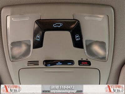 2018 Toyota Sienna SE 8-Passenger - Photo 21 - Sherman Oaks, CA 91403-1701