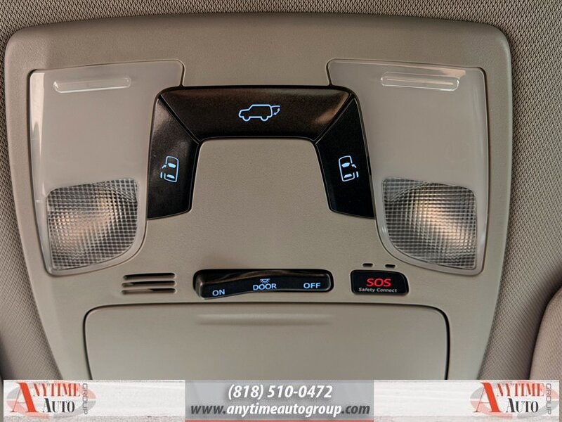 2018 Toyota Sienna SE 8-Passenger - Photo 21 - Sherman Oaks, CA 91403-1701