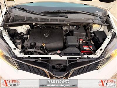 2018 Toyota Sienna SE 8-Passenger - Photo 26 - Sherman Oaks, CA 91403-1701