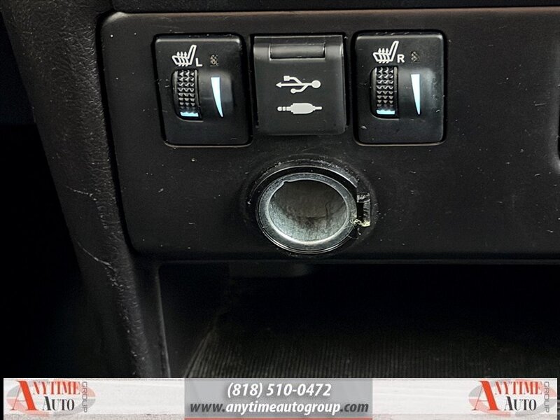 2018 Toyota Sienna SE 8-Passenger - Photo 19 - Sherman Oaks, CA 91403-1701