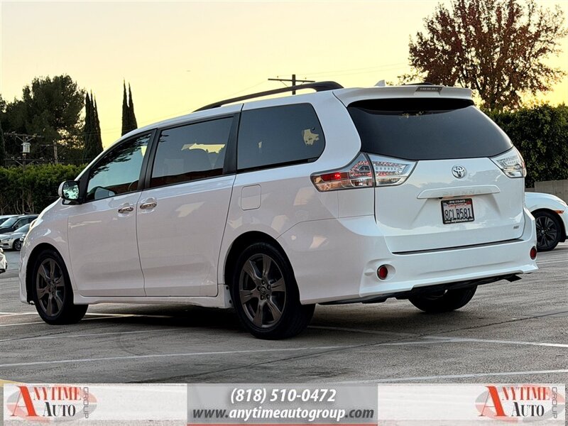 2018 Toyota Sienna SE 8-Passenger - Photo 5 - Sherman Oaks, CA 91403-1701