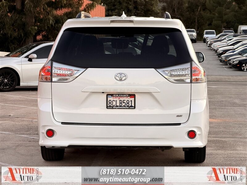2018 Toyota Sienna SE 8-Passenger - Photo 6 - Sherman Oaks, CA 91403-1701