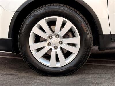 2009 Subaru Tribeca Special Edition 7-Passenger - Photo 28 - Sherman Oaks, CA 91403-1701