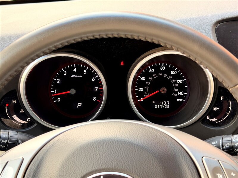 2009 Subaru Tribeca Special Edition 7-Passenger - Photo 16 - Sherman Oaks, CA 91403-1701