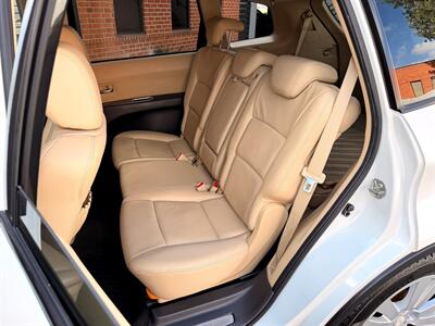 2009 Subaru Tribeca Special Edition 7-Passenger - Photo 23 - Sherman Oaks, CA 91403-1701