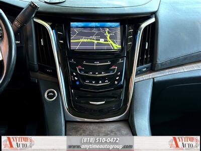 2015 Cadillac Escalade ESV Luxury   - Photo 12 - Sherman Oaks, CA 91403-1701