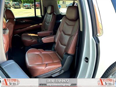 2015 Cadillac Escalade ESV Luxury   - Photo 30 - Sherman Oaks, CA 91403-1701