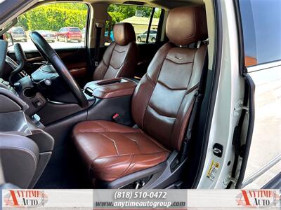 2015 Cadillac Escalade ESV Luxury   - Photo 15 - Sherman Oaks, CA 91403-1701