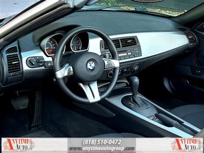 2005 BMW Z4 2.5i   - Photo 15 - Sherman Oaks, CA 91403-1701