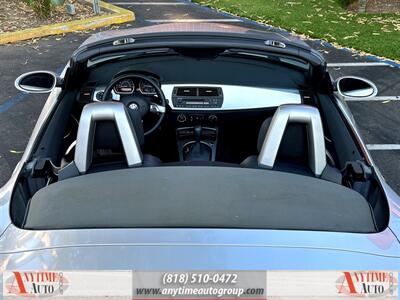 2005 BMW Z4 2.5i   - Photo 13 - Sherman Oaks, CA 91403-1701