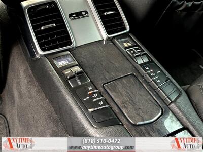 2010 Porsche Panamera S   - Photo 24 - Sherman Oaks, CA 91403-1701