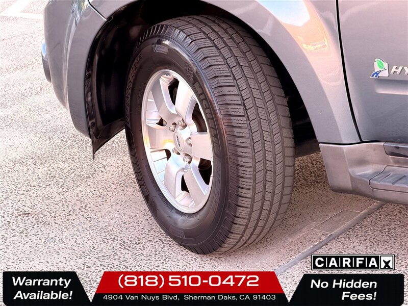 2012 Ford Escape Hybrid Limited   - Photo 22 - Sherman Oaks, CA 91403-1701