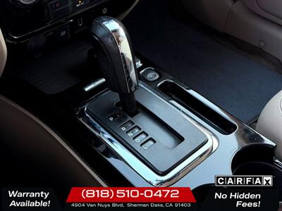 2012 Ford Escape Hybrid Limited   - Photo 17 - Sherman Oaks, CA 91403-1701
