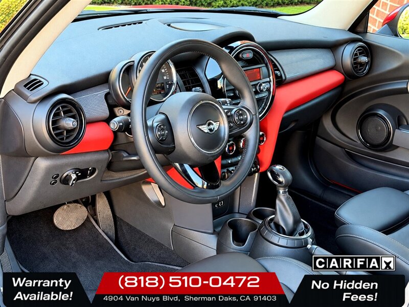 2015 MINI Hardtop 2 Door   - Photo 9 - Sherman Oaks, CA 91403-1701