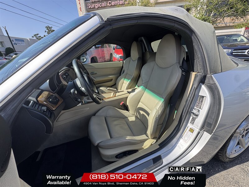 2006 BMW Z4 3.0si  6 Speed Manual - Photo 6 - Sherman Oaks, CA 91403-1701