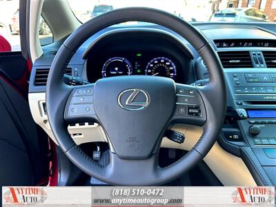 2010 Lexus HS 250h   - Photo 18 - Sherman Oaks, CA 91403-1701