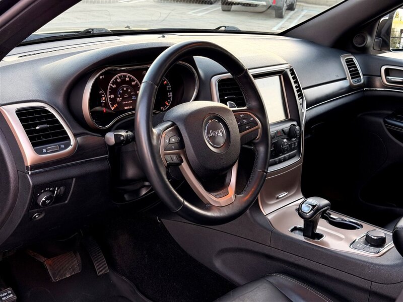 2015 Jeep Grand Cherokee Limited - Photo 14 - Sherman Oaks, CA 91403-1701