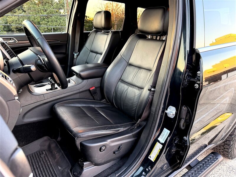 2015 Jeep Grand Cherokee Limited - Photo 15 - Sherman Oaks, CA 91403-1701